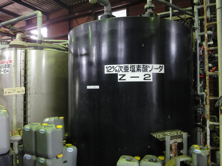 次亜塩素酸ナトリウムタンク(消毒剤)